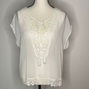 Ariat Women's Blouse White Sheer Short Sleeve Embroidered Blouse